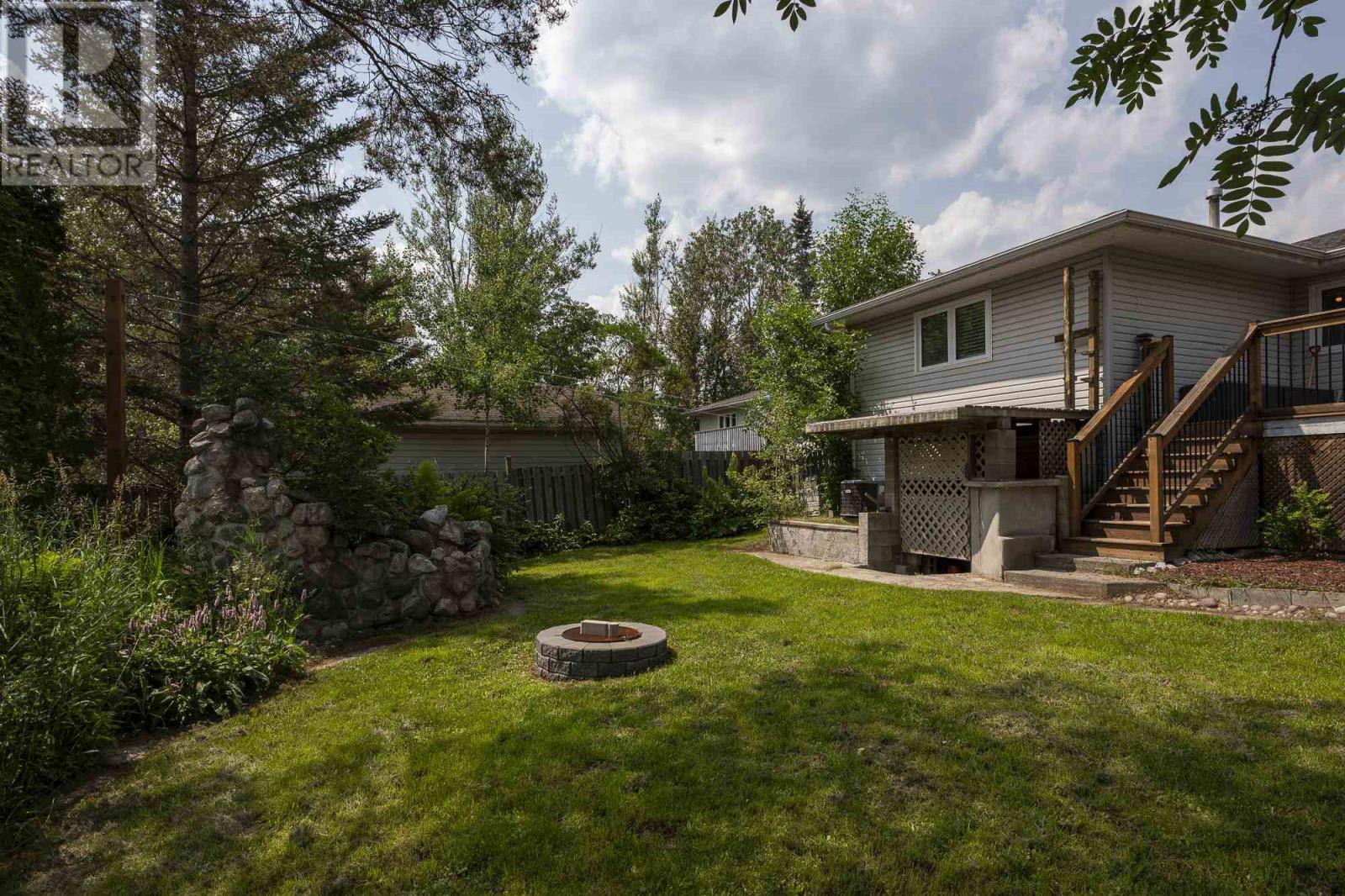 Property at 1465 John Street RD image 5