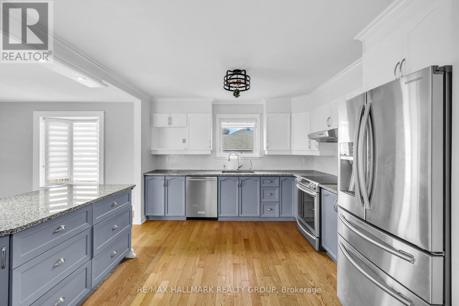 148 Charles Street, Arnprior, Ontario  K7S 1A7 - Photo 14 - X12278513