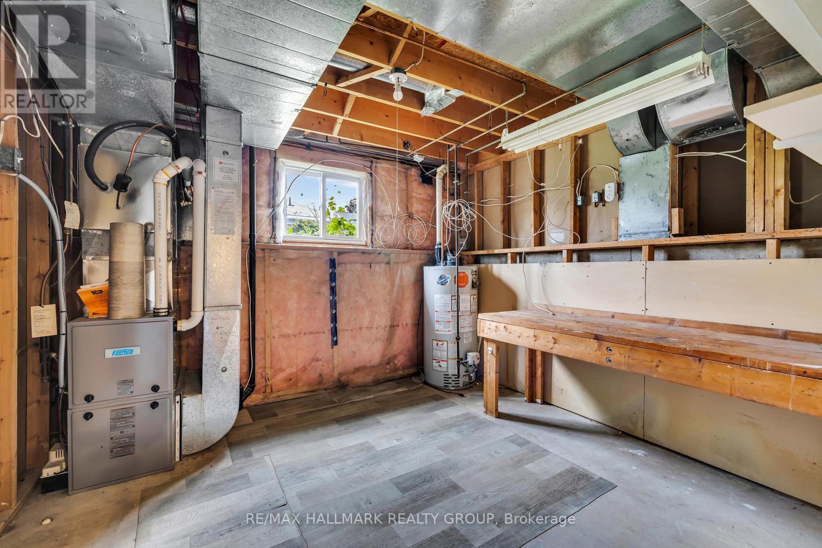 148 Charles Street, Arnprior, Ontario  K7S 1A7 - Photo 37 - X12278513