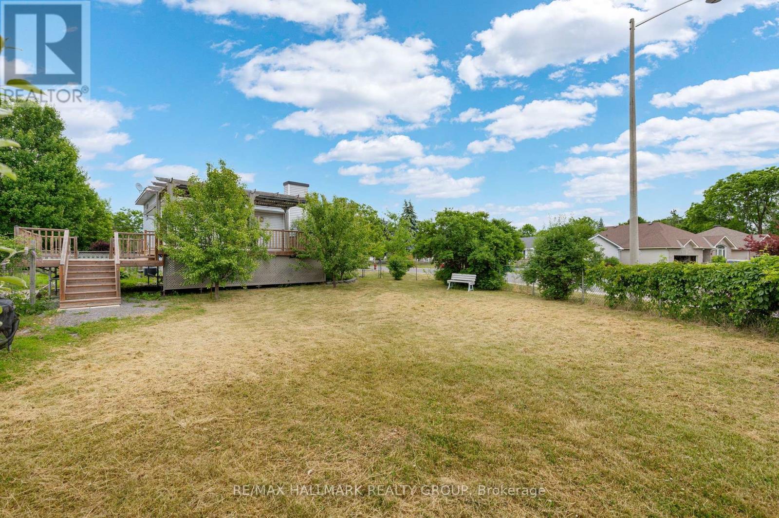 148 Charles Street, Arnprior, Ontario  K7S 1A7 - Photo 44 - X12278513