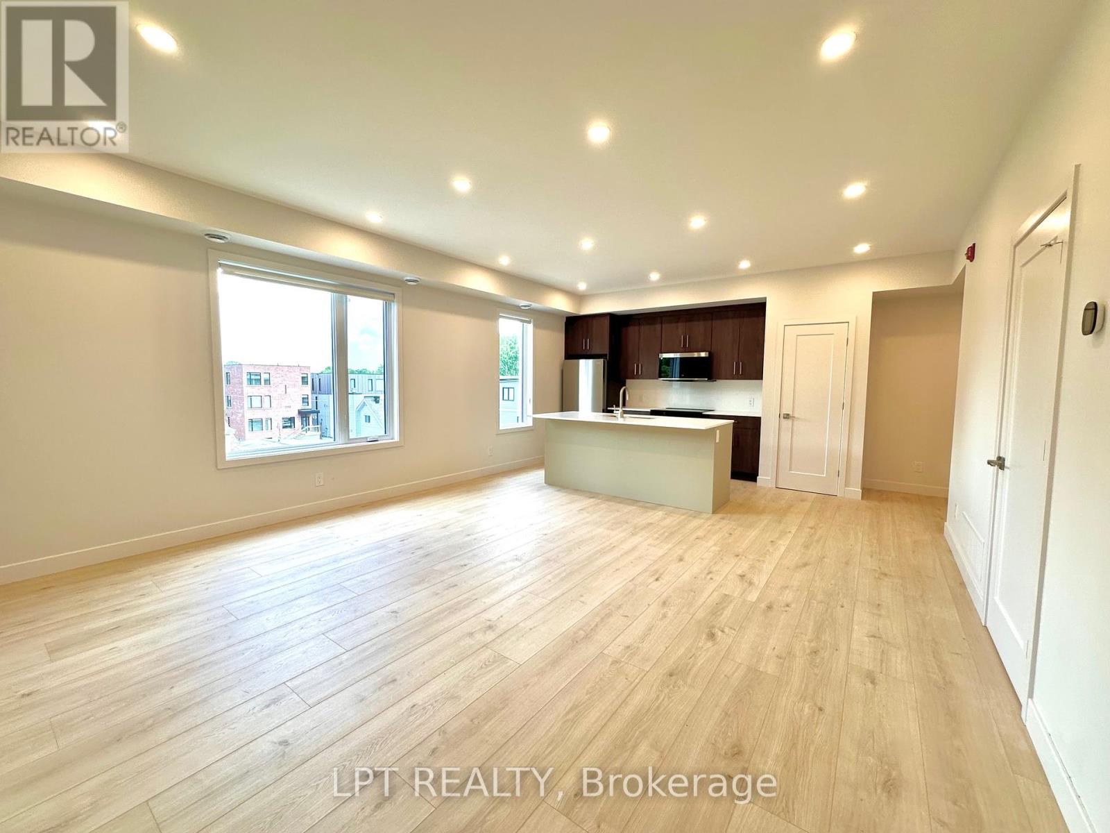 6 - 254 Garneau Street, Ottawa, Ontario  K1L 7T8 - Photo 4 - X12278545