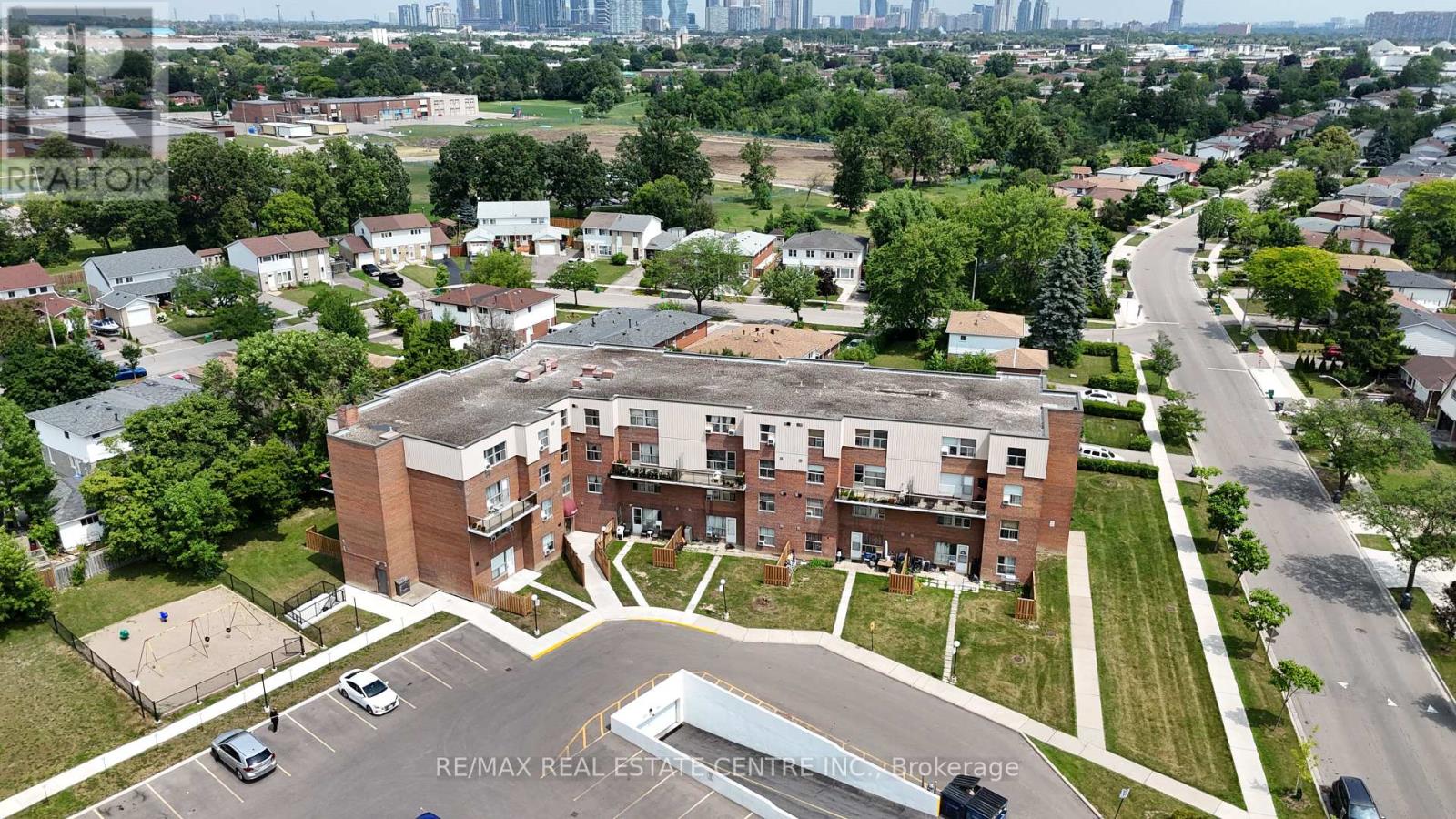Property at 212 - 1055 A FORESTWOOD DRIVE image 1
