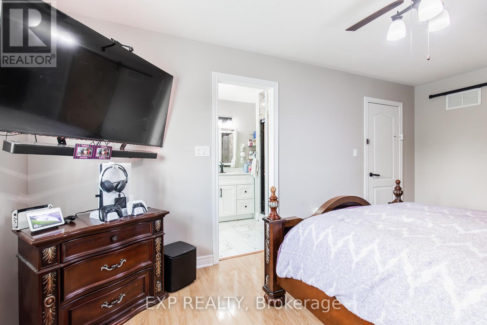 334 Van Kirk Drive, Brampton, Ontario  L7A 1V5 - Photo 19 - W12278356