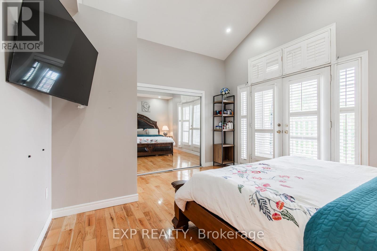 334 Van Kirk Drive, Brampton, Ontario  L7A 1V5 - Photo 24 - W12278356