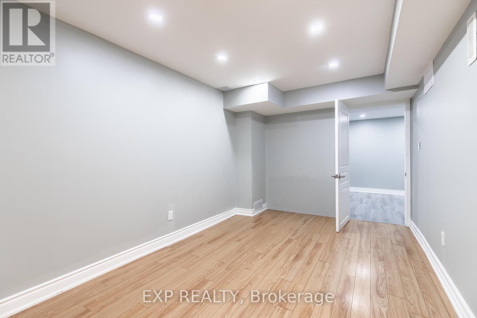 334 Van Kirk Drive, Brampton, Ontario  L7A 1V5 - Photo 42 - W12278356