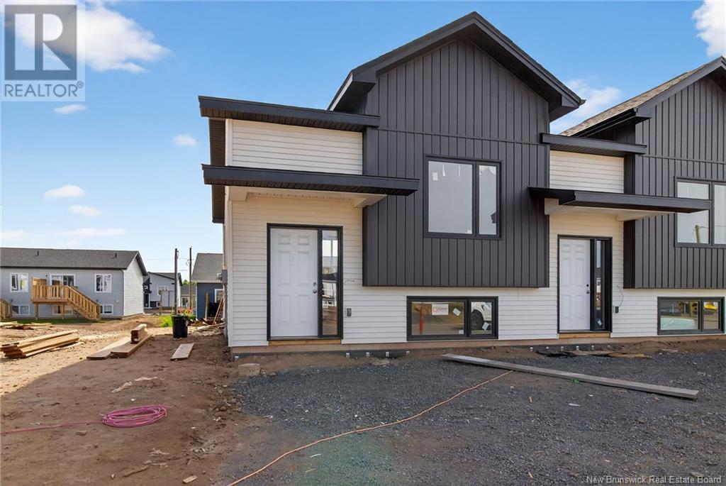Property at 29 Violet Street image 2