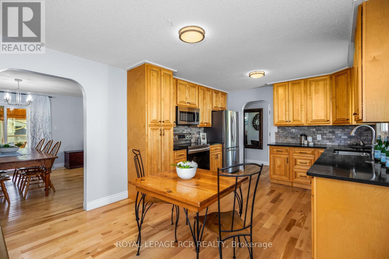 709 Mcnaughton Street, South Bruce Peninsula, Ontario  N0H 2T0 - Photo 13 - X12278298