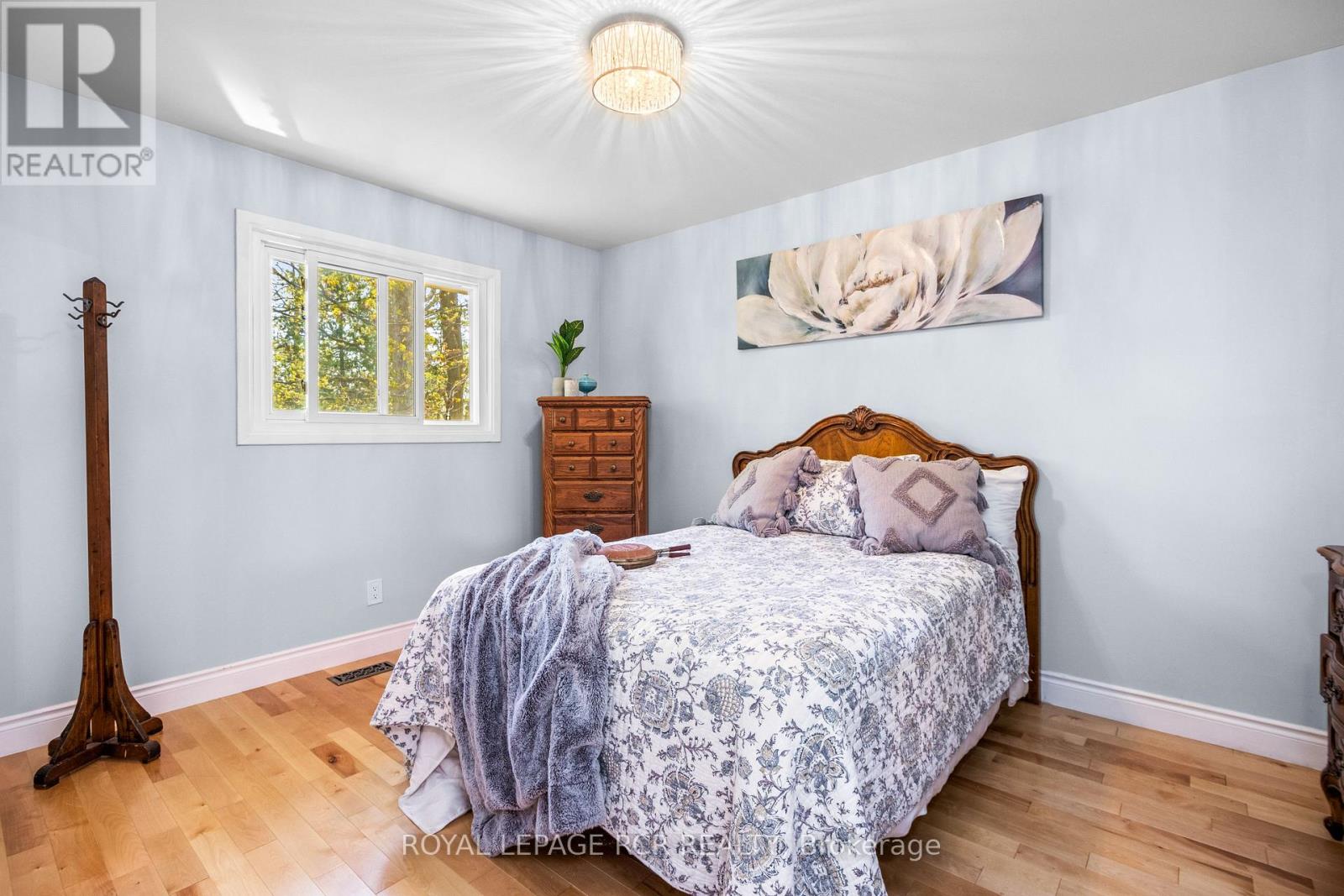 709 Mcnaughton Street, South Bruce Peninsula, Ontario  N0H 2T0 - Photo 21 - X12278298