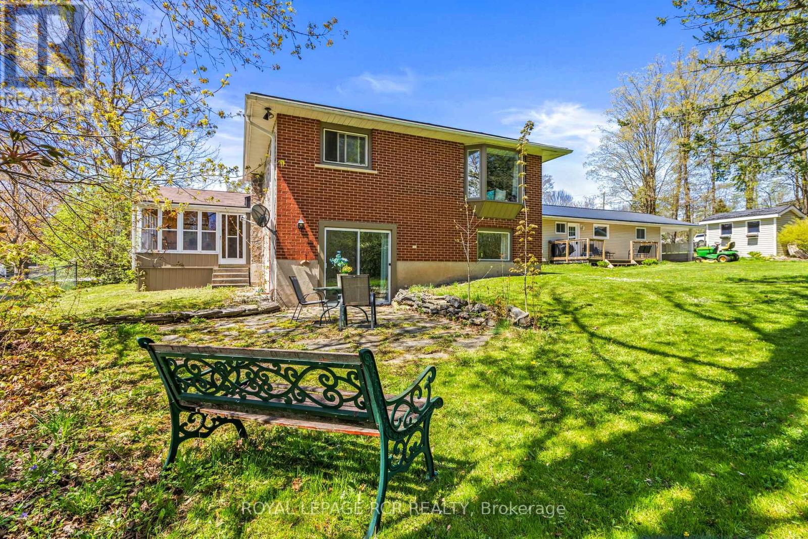 709 Mcnaughton Street, South Bruce Peninsula, Ontario  N0H 2T0 - Photo 36 - X12278298