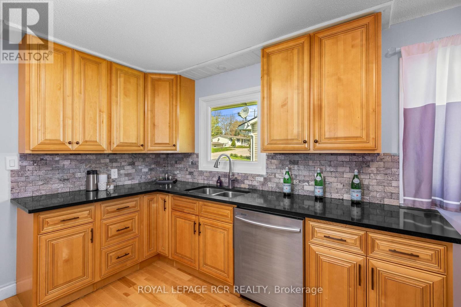 709 Mcnaughton Street, South Bruce Peninsula, Ontario  N0H 2T0 - Photo 9 - X12278298
