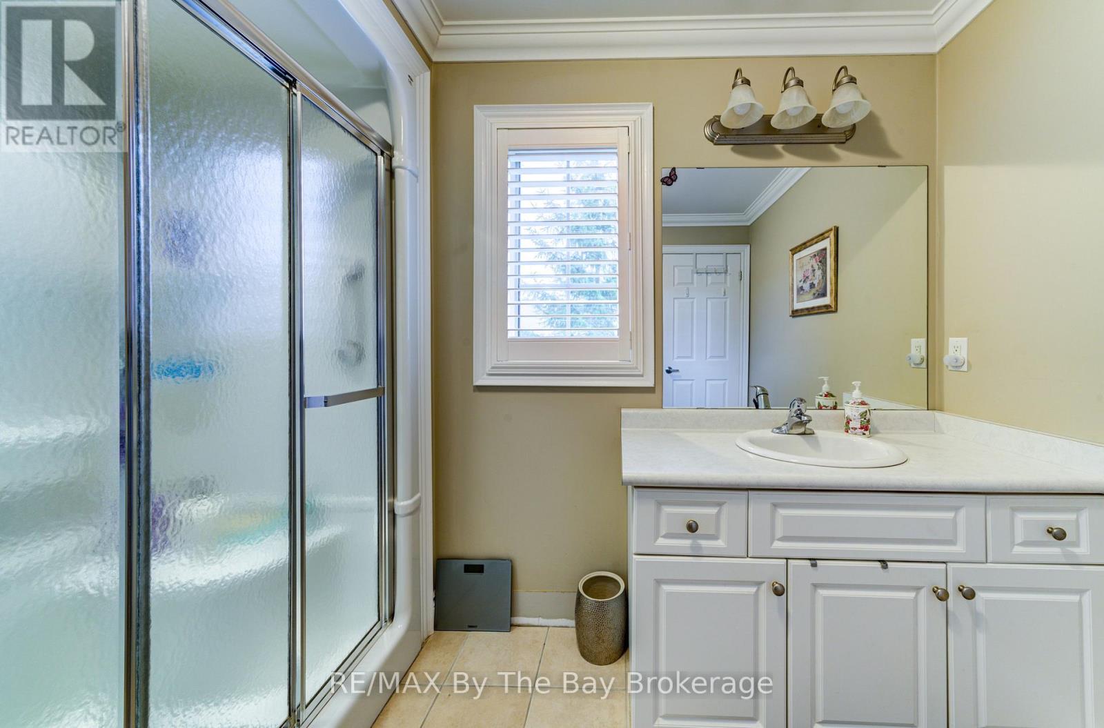 122 Meadow Lane, Wasaga Beach, Ontario  L9Z 0A4 - Photo 27 - S12278538