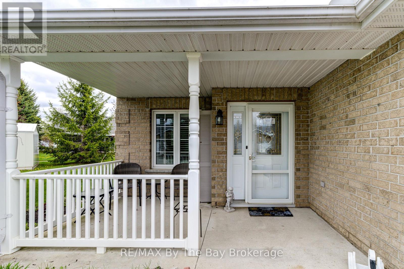 Property at 122 MEADOW LANE image 3