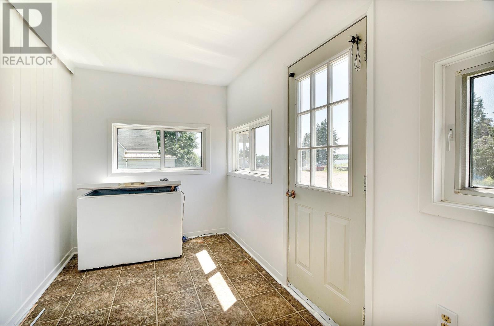 153 Newport Wharf Road, Newport, Prince Edward Island  C0A 1G0 - Photo 9 - 202517324