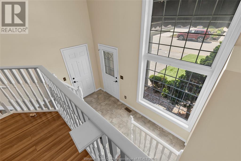 Property at 441 MERRILL image 4