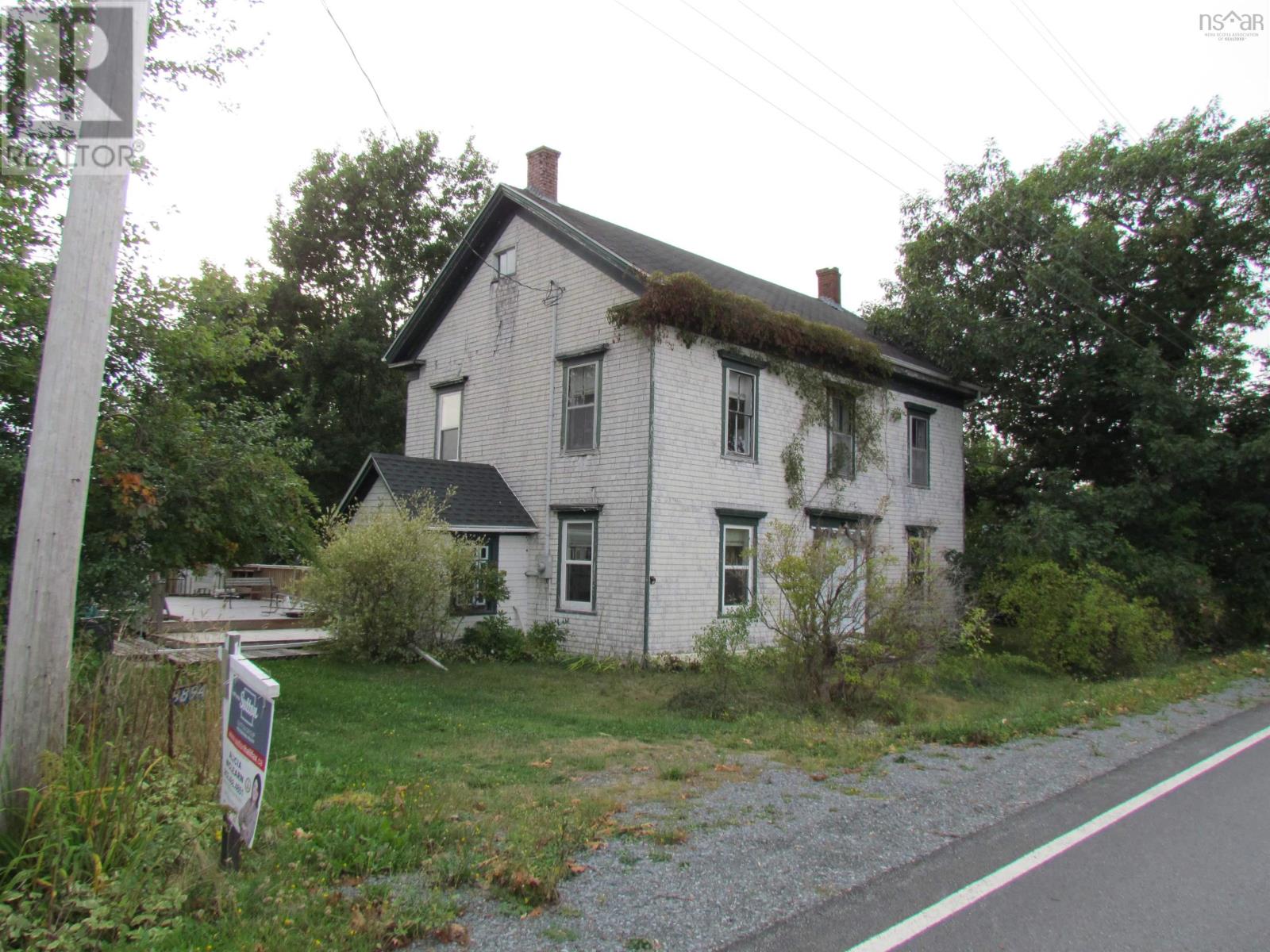 8894 Highway 215, Maitland, Nova Scotia  B0N 1T0 - Photo 1 - 202421588