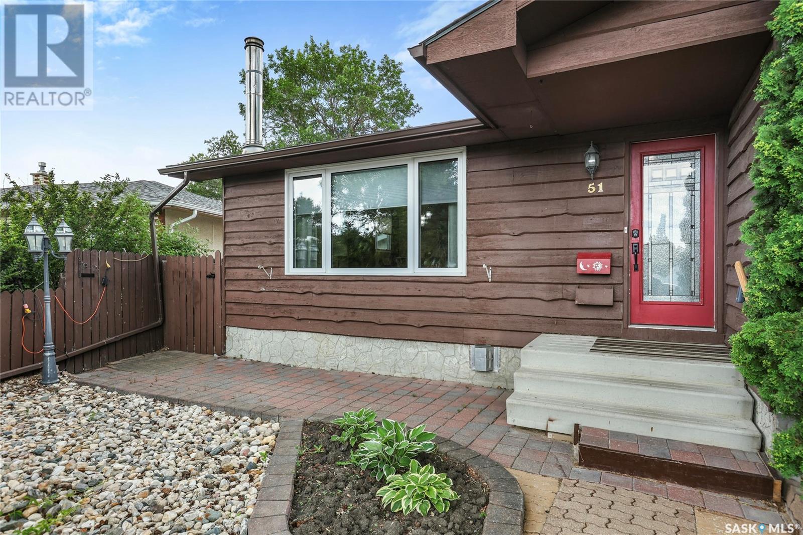 Property at 51 HAYES CRESCENT image 2