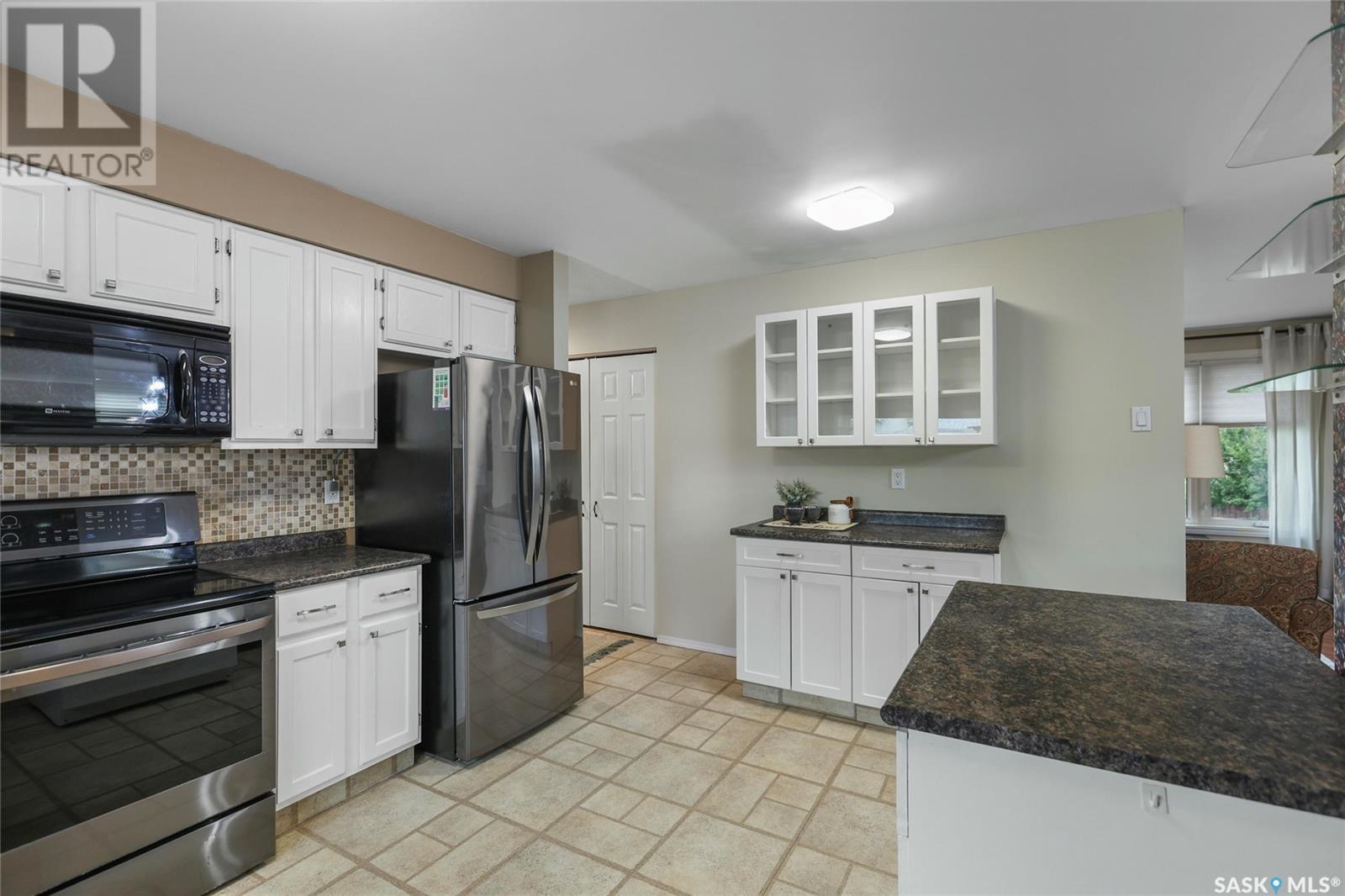 Property at 51 HAYES CRESCENT image 5