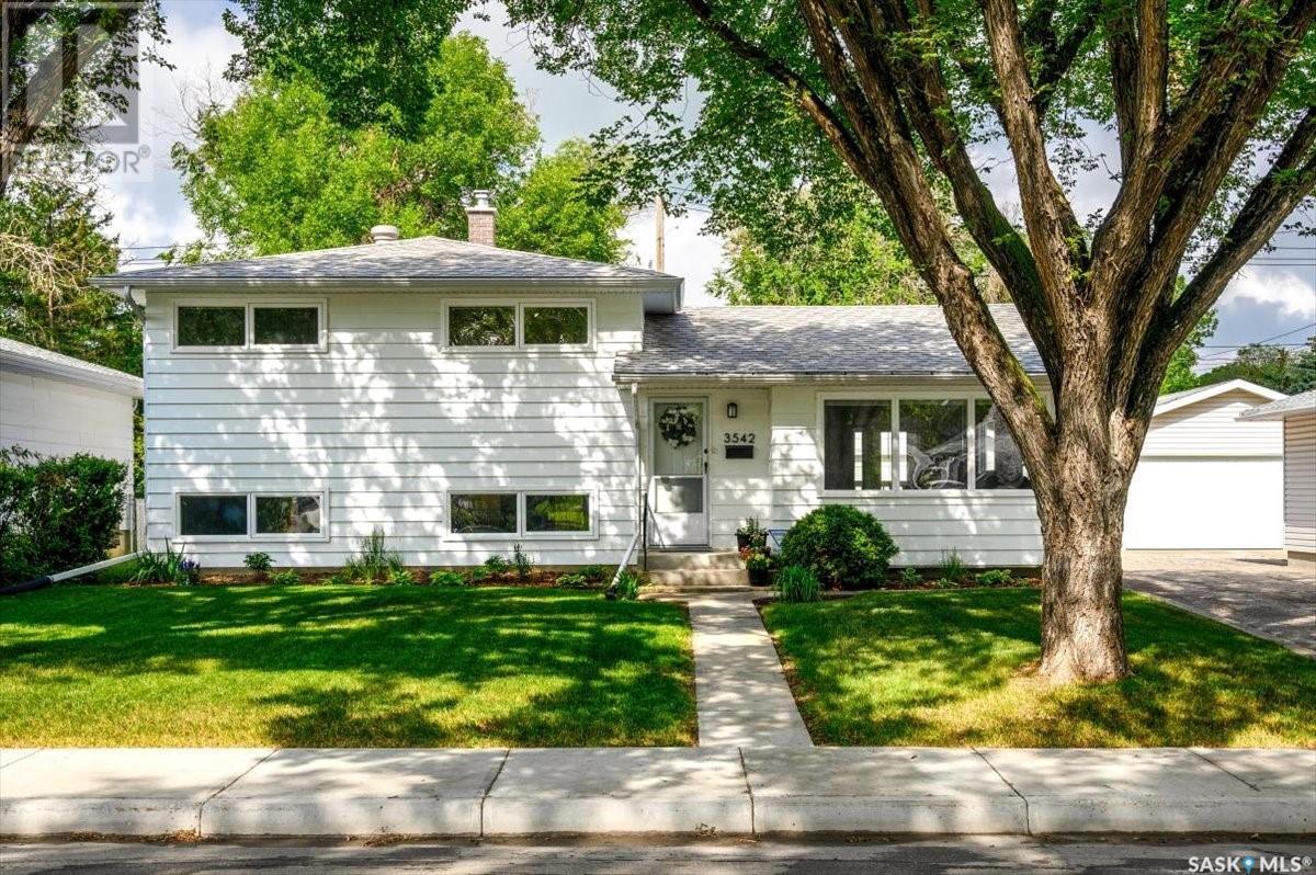 Property at 3542 Queen STREET image 1