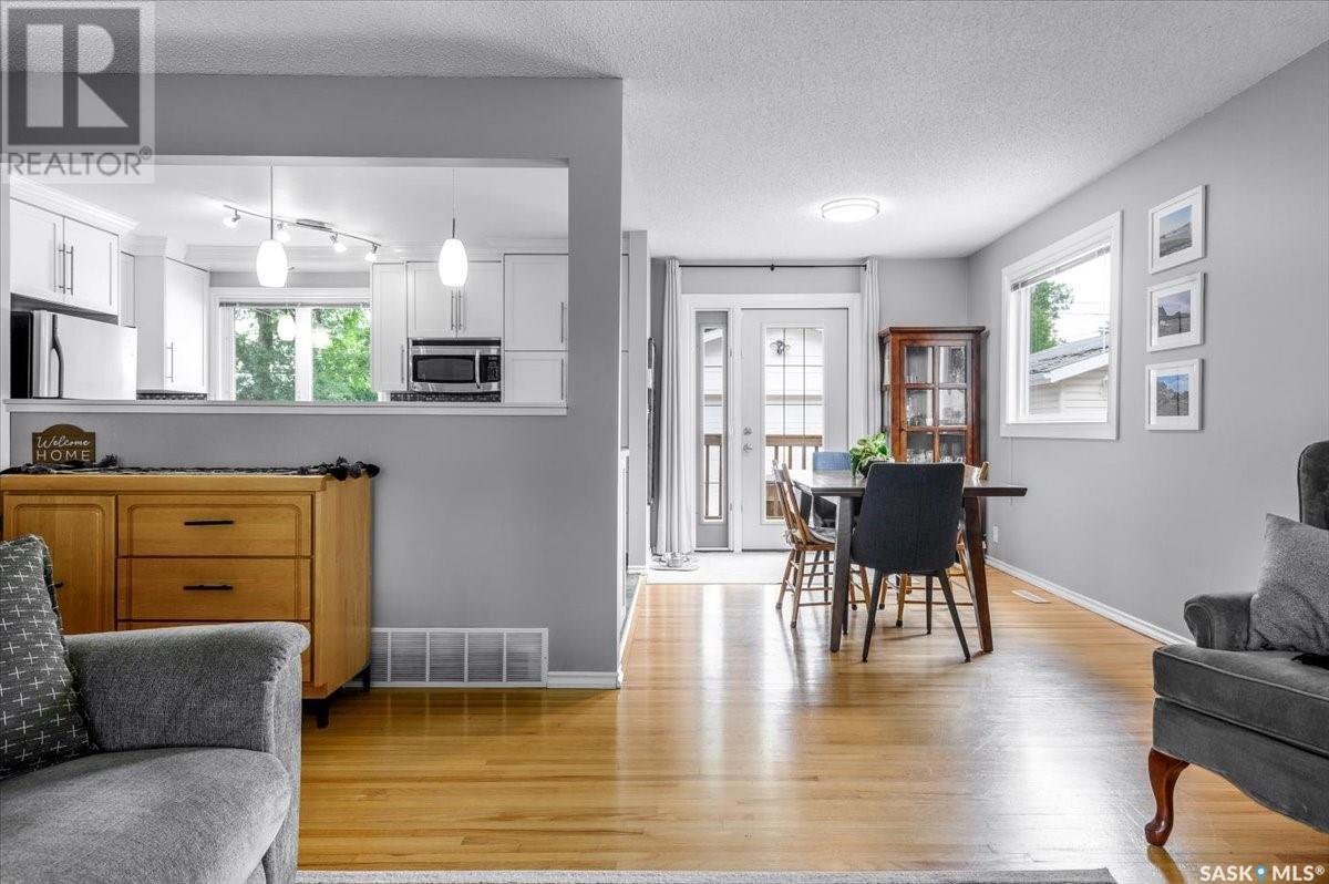 Property at 3542 Queen STREET image 5
