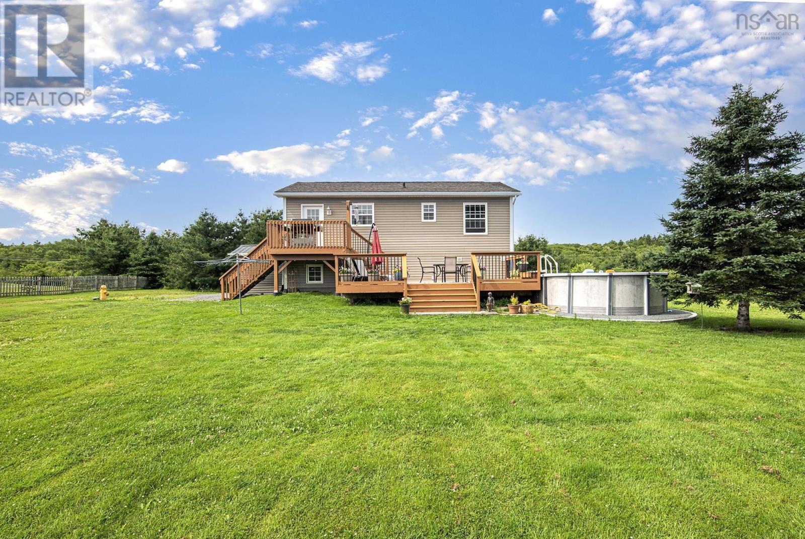 579 Highway 1, Mount Uniacke, Nova Scotia  B0N 1Z0 - Photo 36 - 202517160