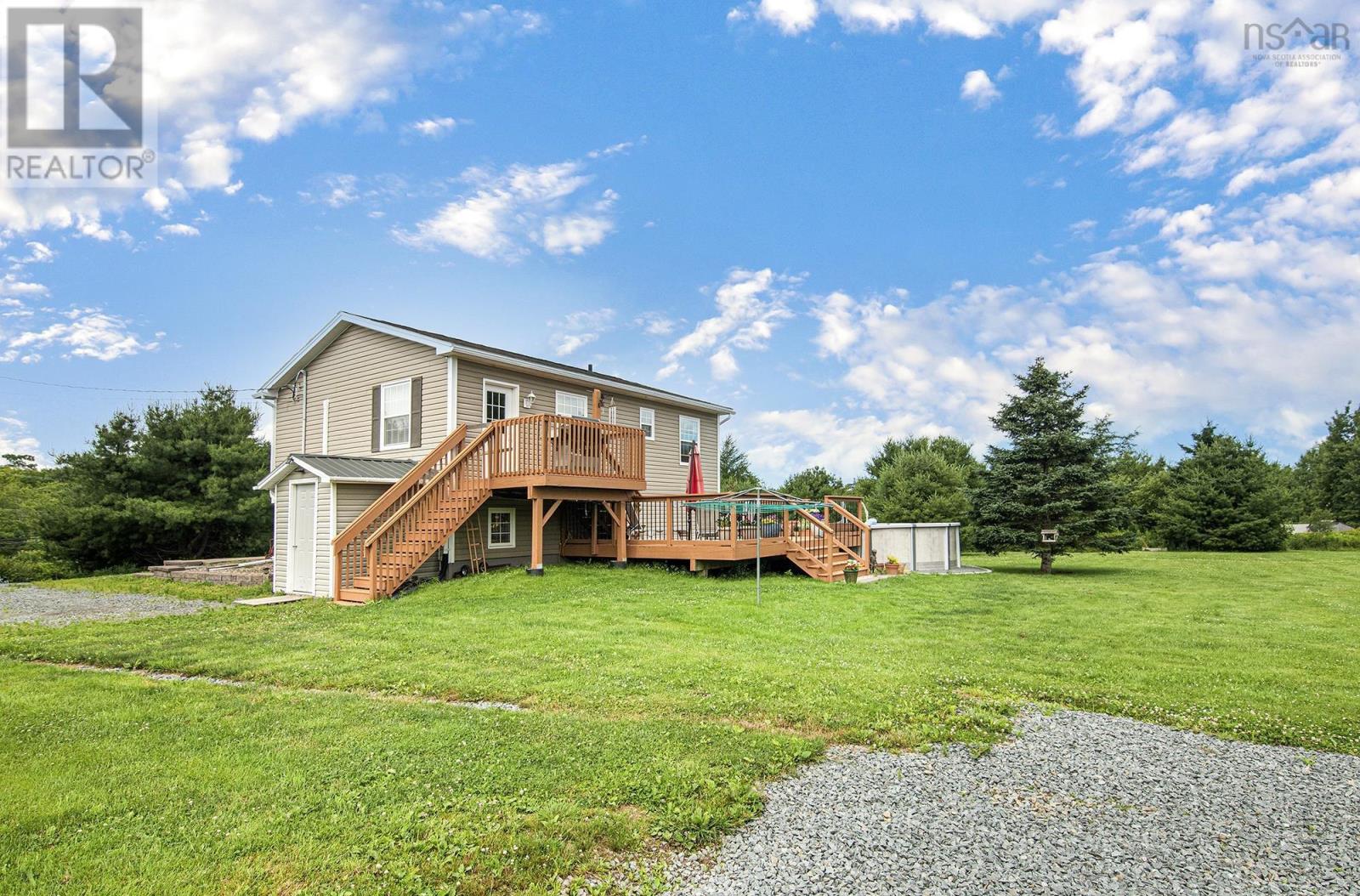 579 Highway 1, Mount Uniacke, Nova Scotia  B0N 1Z0 - Photo 38 - 202517160