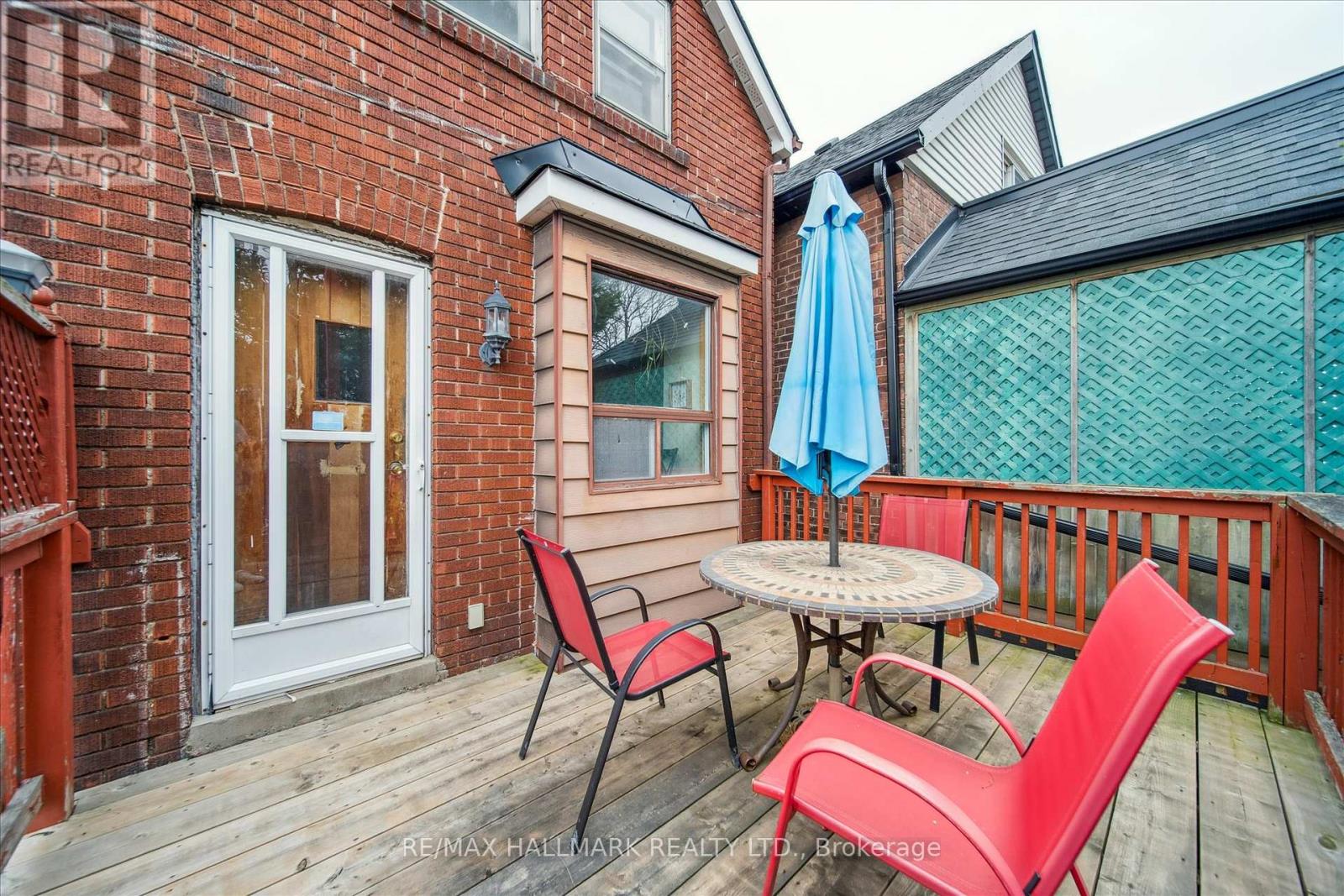 510 Northcliffe Boulevard, Toronto, Ontario  M6E 3L5 - Photo 26 - C12278364