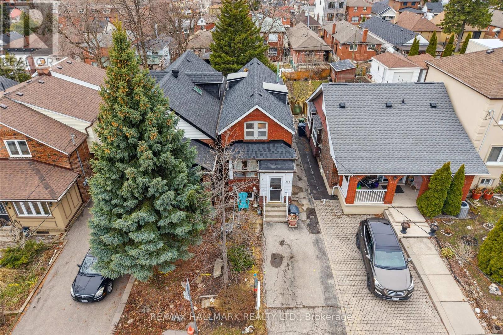 510 Northcliffe Boulevard, Toronto, Ontario  M6E 3L5 - Photo 31 - C12278364