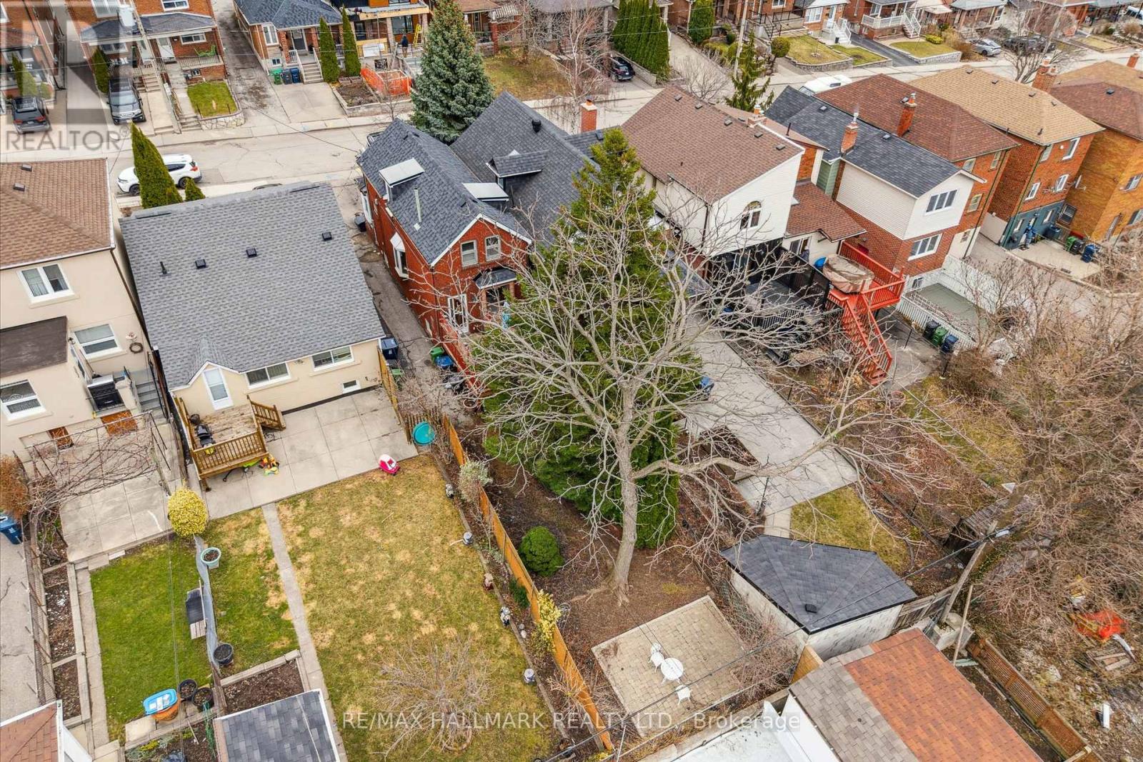 510 Northcliffe Boulevard, Toronto, Ontario  M6E 3L5 - Photo 34 - C12278364