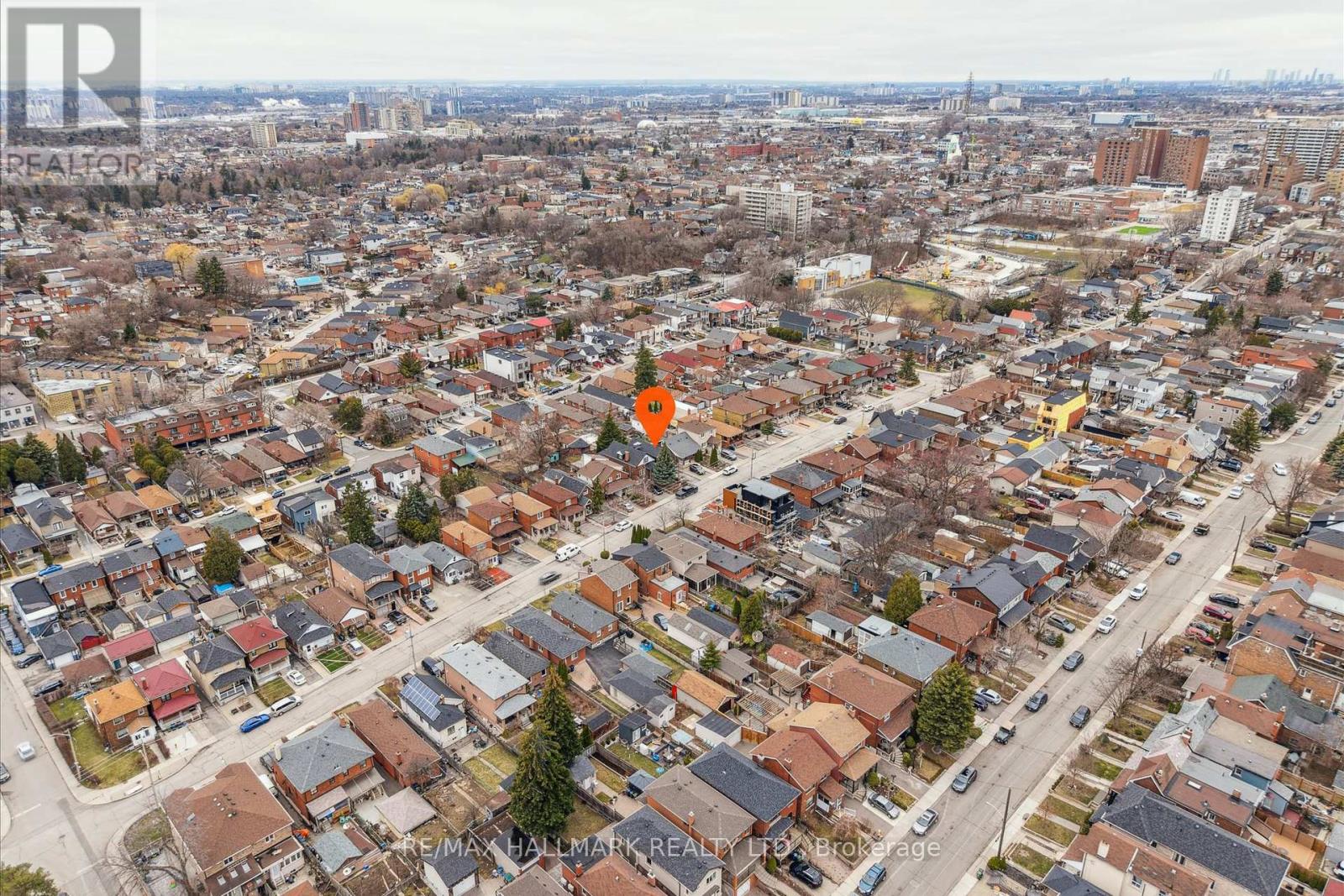510 Northcliffe Boulevard, Toronto, Ontario  M6E 3L5 - Photo 43 - C12278364