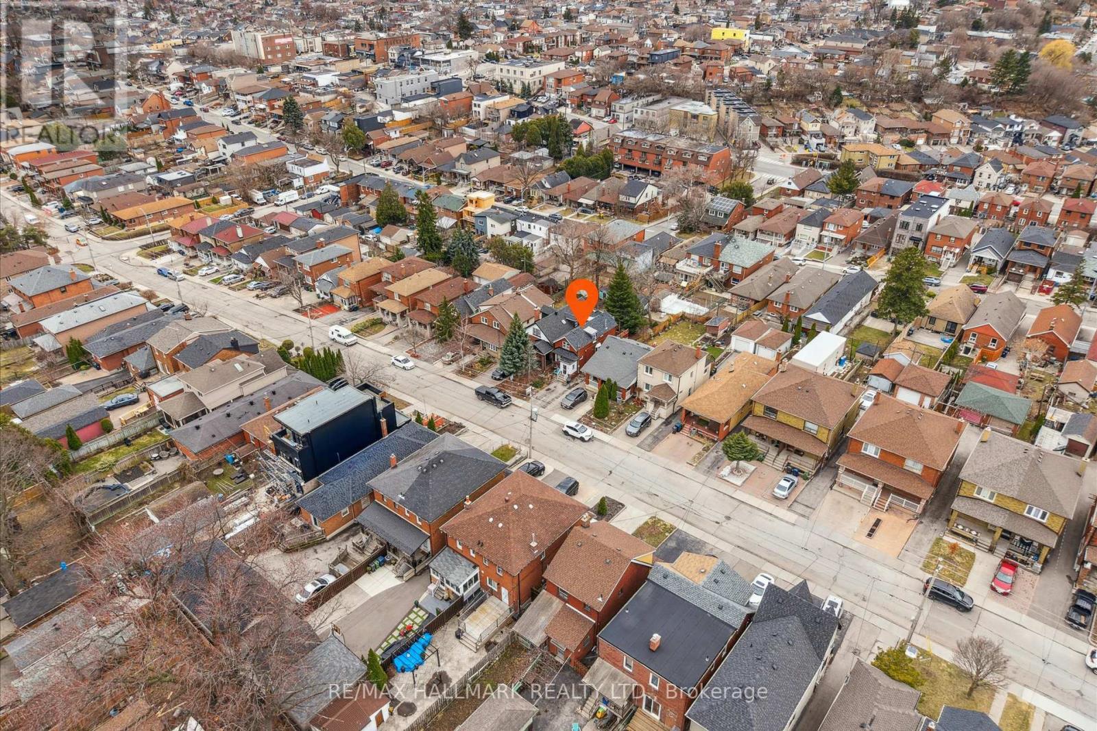 510 Northcliffe Boulevard, Toronto, Ontario  M6E 3L5 - Photo 44 - C12278364