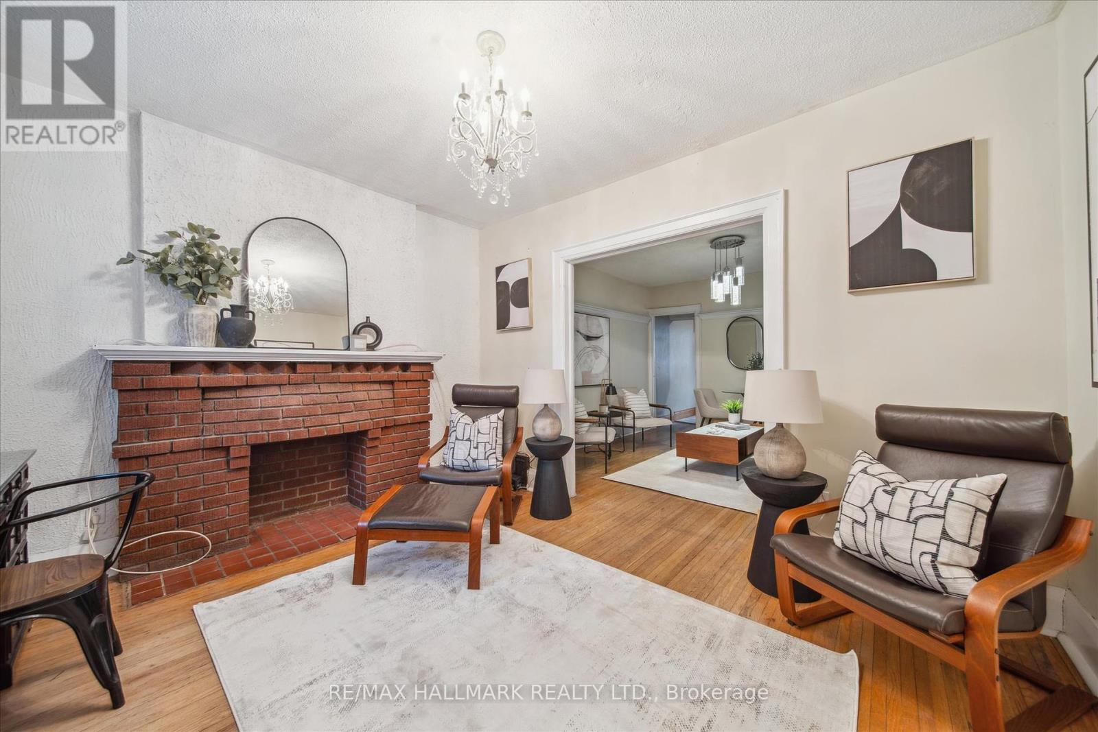 510 Northcliffe Boulevard, Toronto, Ontario  M6E 3L5 - Photo 7 - C12278364