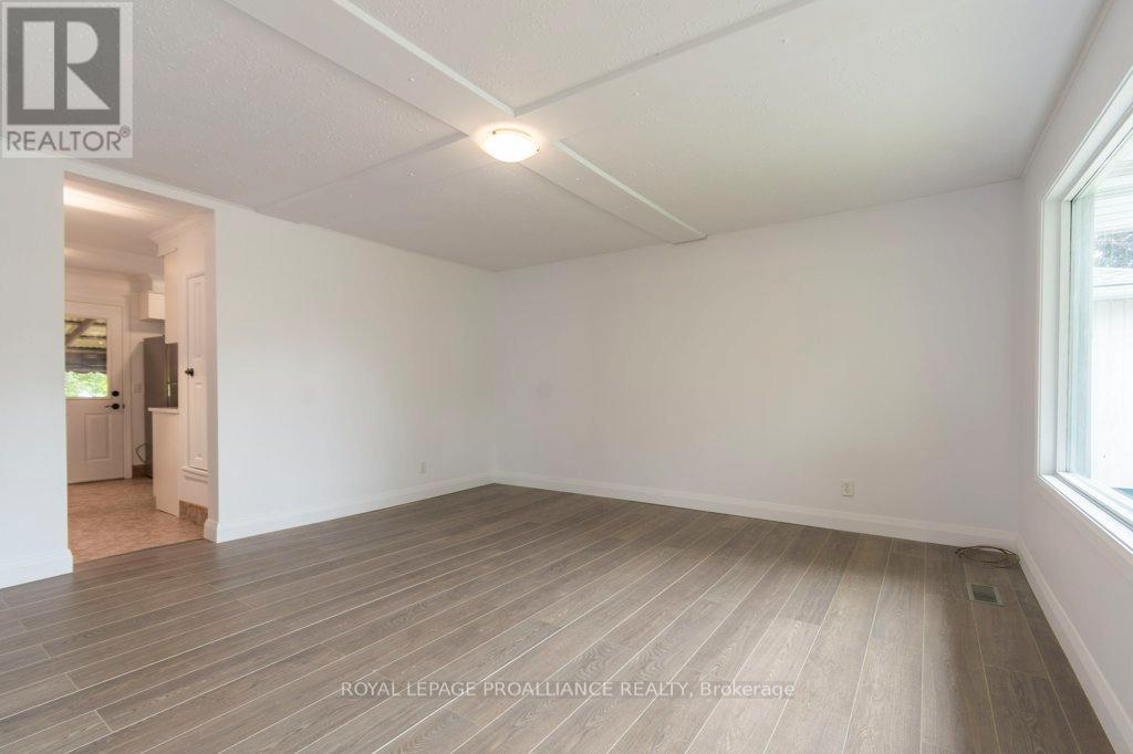 Property at 66 KERR CRESCENT image 5