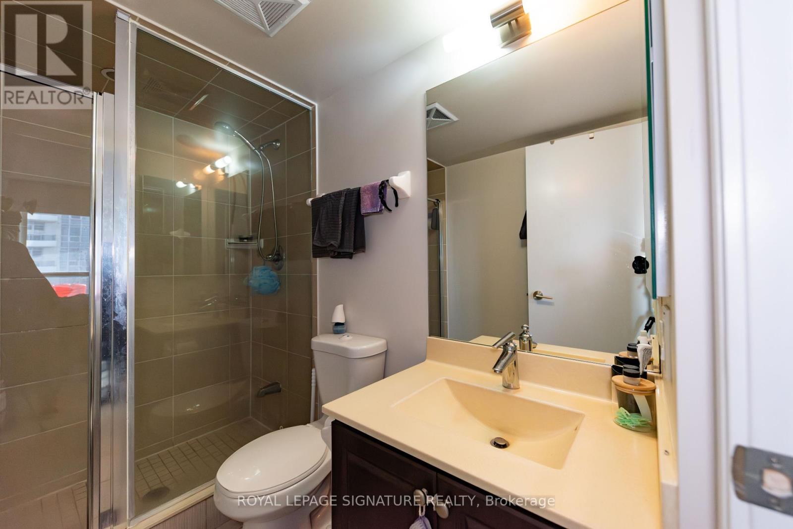 1423 - 135 Village Green Square, Toronto, Ontario  M1S 0G4 - Photo 21 - E12278449
