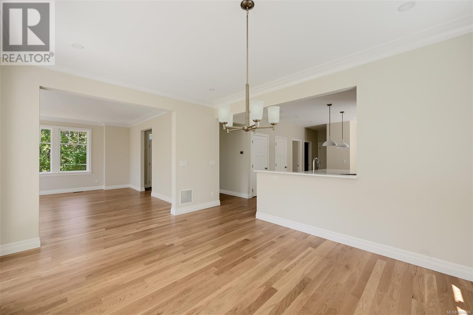 Property at 3147 Bowkett Pl image 2
