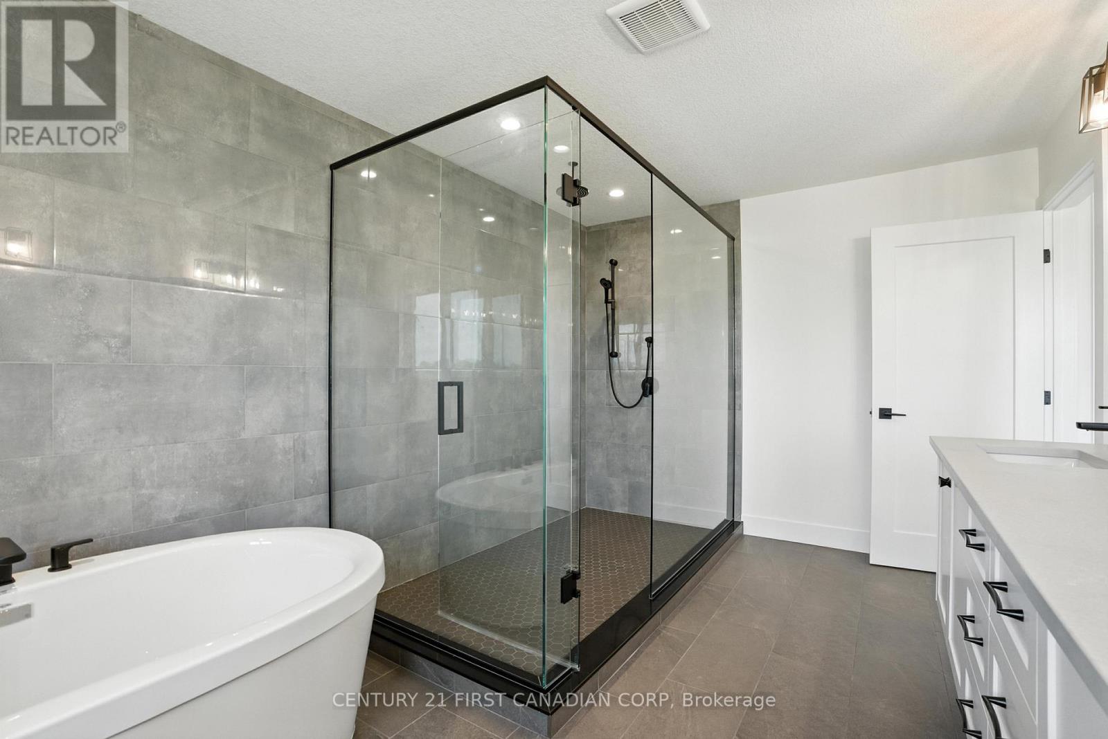 3120 Gillespie Trail, London South, Ontario  N6P 0L4 - Photo 27 - X12278557