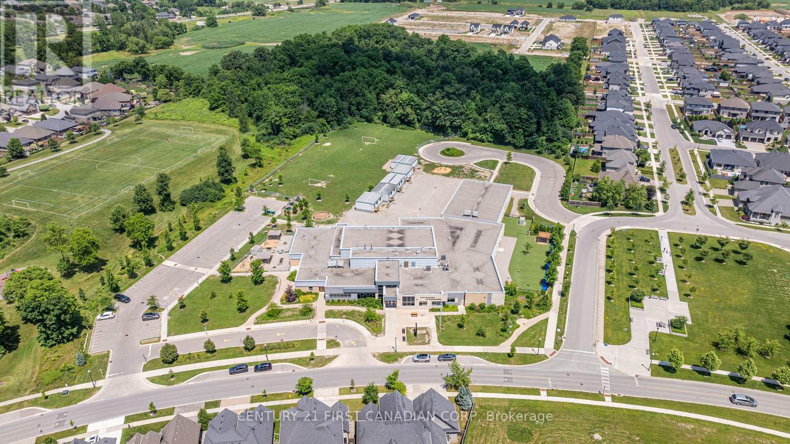 3124 Gillespie Trail, London South, Ontario  N6P 0L4 - Photo 19 - X12278568