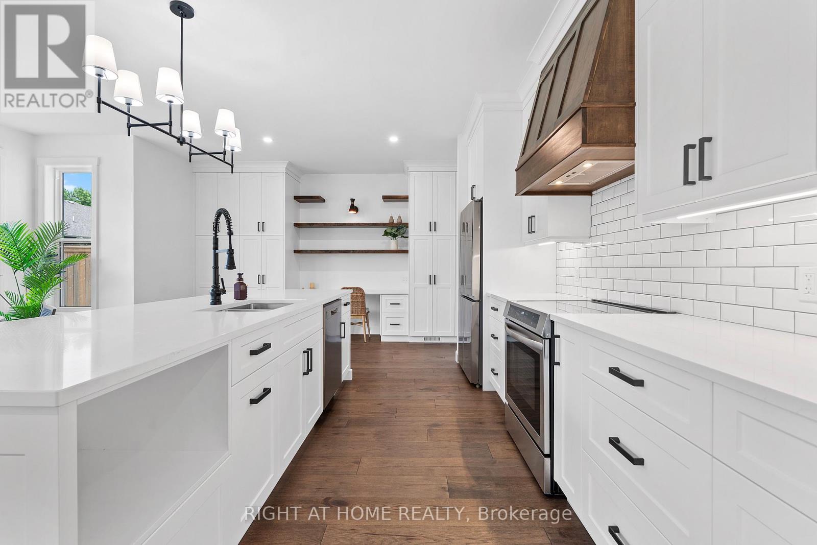 725 Squirrel Hill Drive, Kingston, Ontario  K7P 0N4 - Photo 17 - X12278600