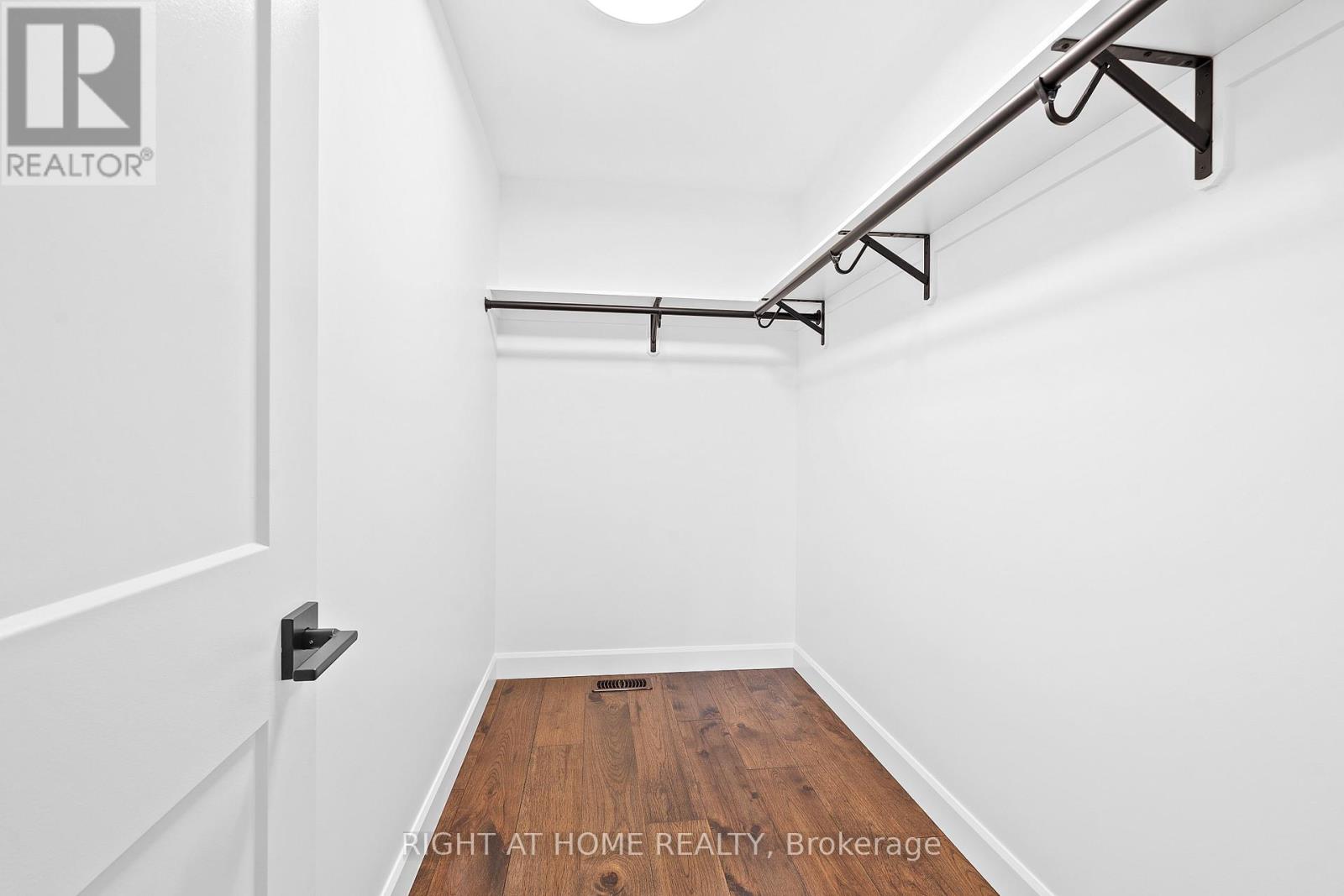 725 Squirrel Hill Drive, Kingston, Ontario  K7P 0N4 - Photo 30 - X12278600