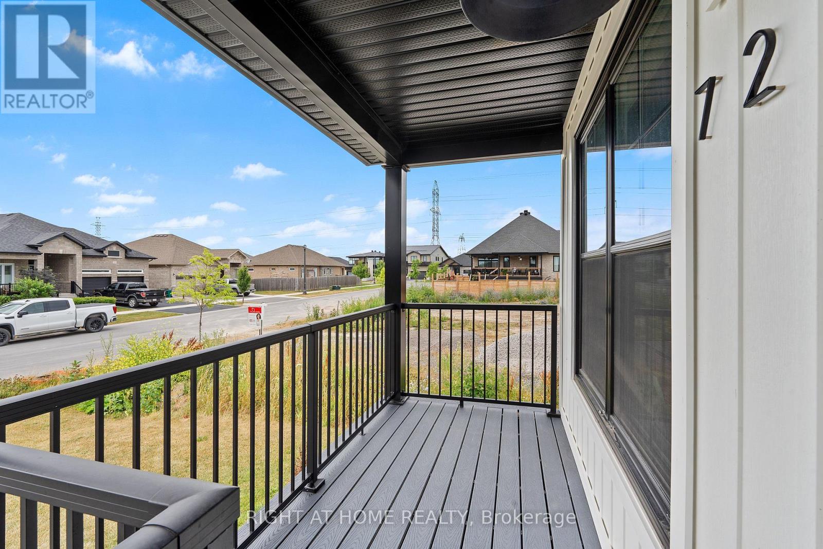 Property at 725 SQUIRREL HILL DRIVE image 4