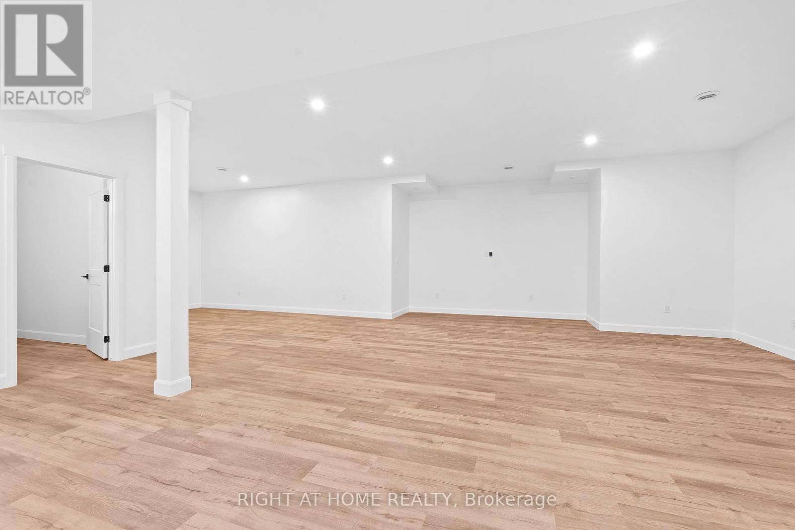 725 Squirrel Hill Drive, Kingston, Ontario  K7P 0N4 - Photo 40 - X12278600