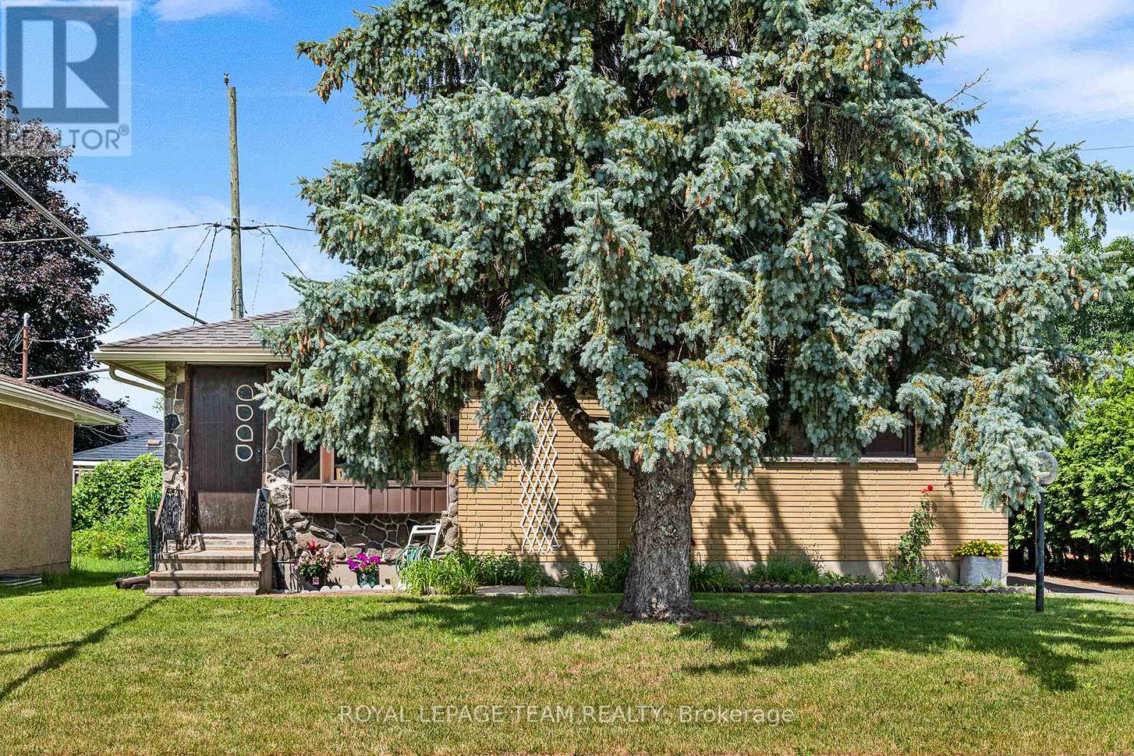 Property at 1324 P AVENUE image 1