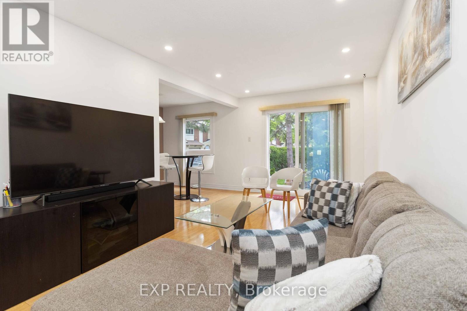 Property at 115 - 1180 MISSISSAUGA VALLEY BOULEVARD image 4