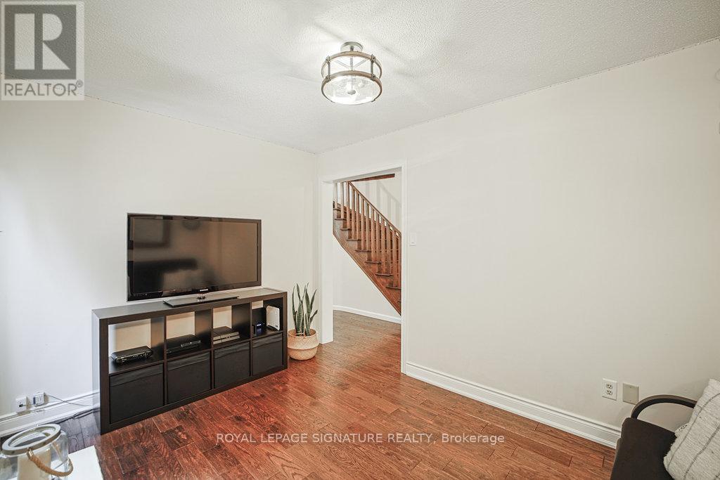 1106 Highgate Place, Mississauga, Ontario  L4W 3H4 - Photo 17 - W12278477