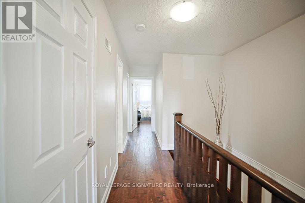 1106 Highgate Place, Mississauga, Ontario  L4W 3H4 - Photo 28 - W12278477