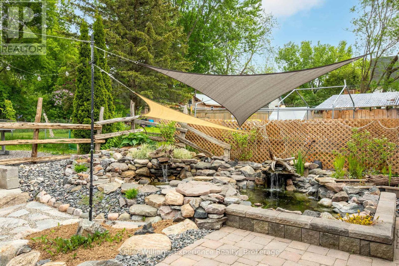 95 Fox Street, Penetanguishene, Ontario  L9M 1C8 - Photo 18 - S12278627