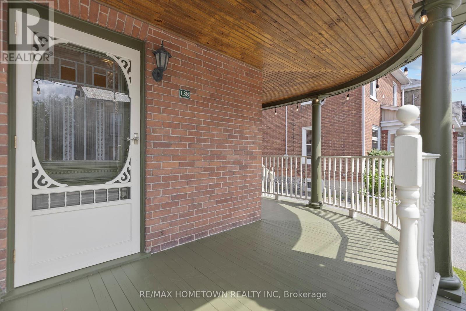 138 Henry Street E, Prescott, Ontario  K0E 1T0 - Photo 2 - X12278612