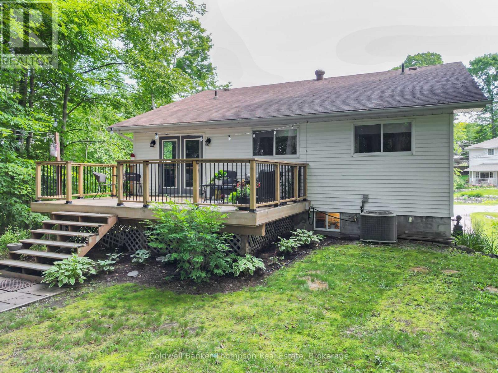 32 Southdale Drive, Huntsville, Ontario  P1H 1P7 - Photo 37 - X12278602