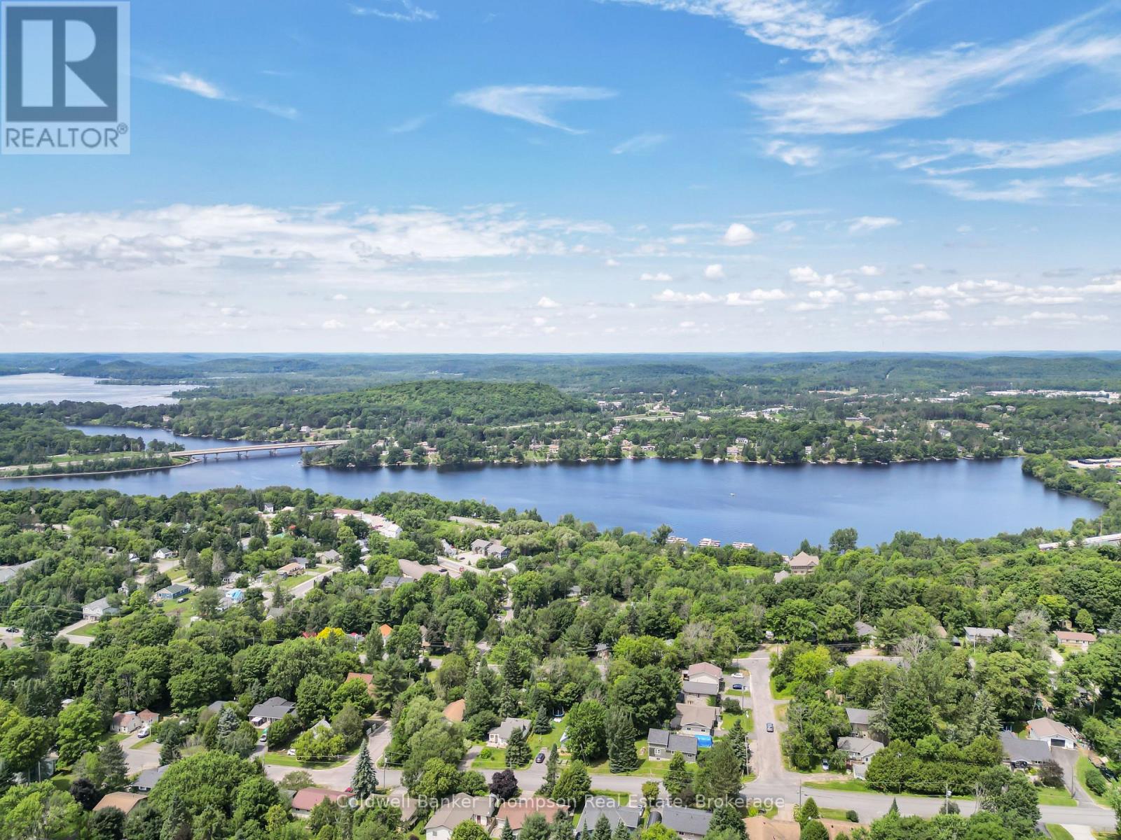 32 Southdale Drive, Huntsville, Ontario  P1H 1P7 - Photo 40 - X12278602