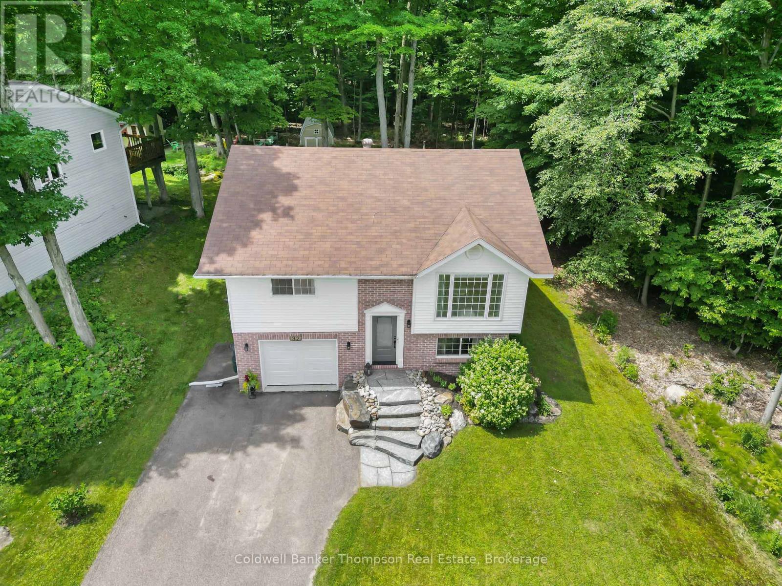 32 Southdale Drive, Huntsville, Ontario  P1H 1P7 - Photo 42 - X12278602