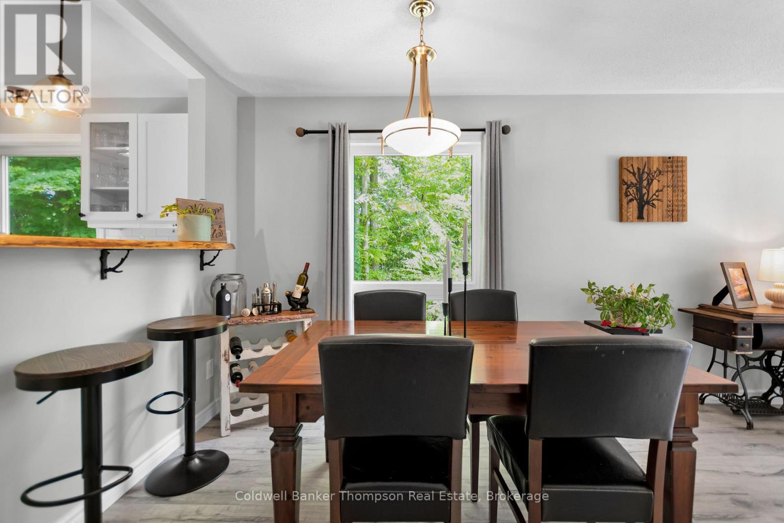 32 Southdale Drive, Huntsville, Ontario  P1H 1P7 - Photo 8 - X12278602